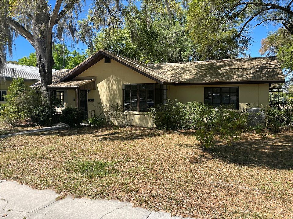 1st image of 456 W Minneola Ave