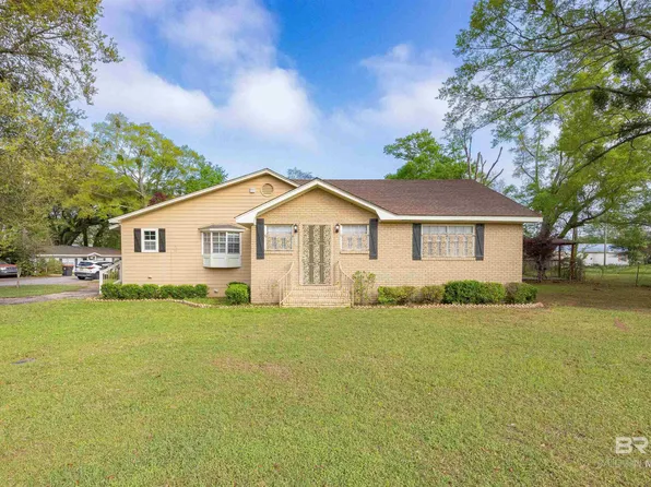 208 W Magnolia St, Bay Minette, AL 36507