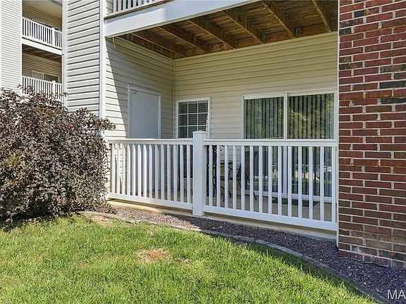 3rd image of 31 Kassebaum Ln APT 107
