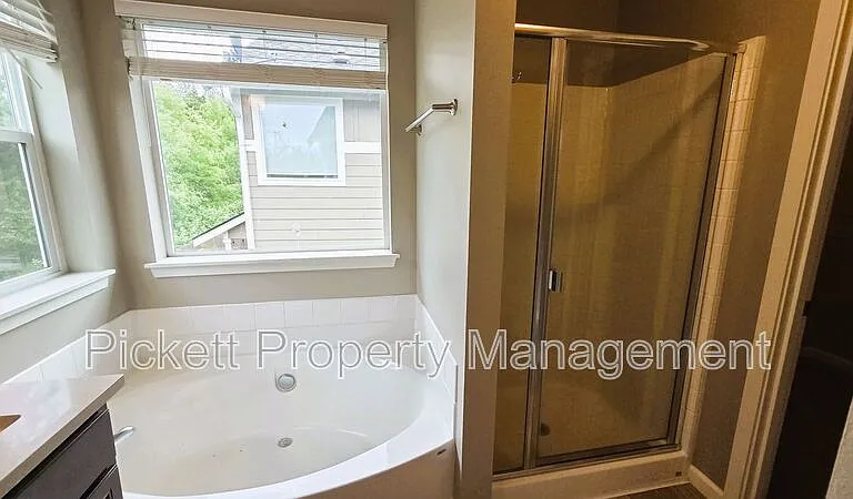 2122 SW Nautical St — Photo 16