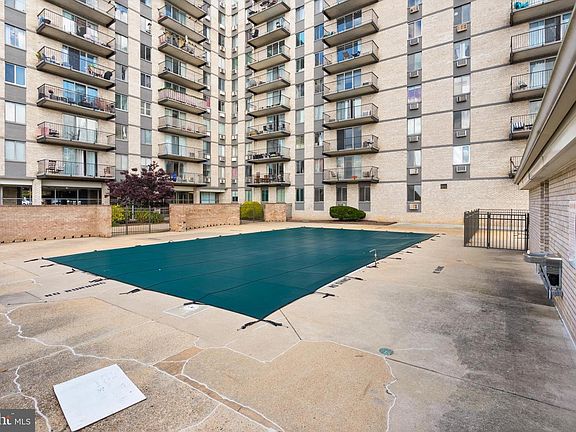 4th image of 3245 Rio Dr APT 608