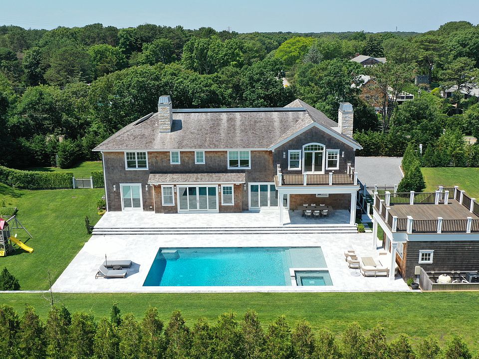 132 Hills Station Rd, Southampton, NY 11968 | Zillow