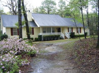 303 River Chase Dr, Bainbridge, GA 39819