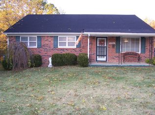 414 Pikeview St, Dresden, TN 38225