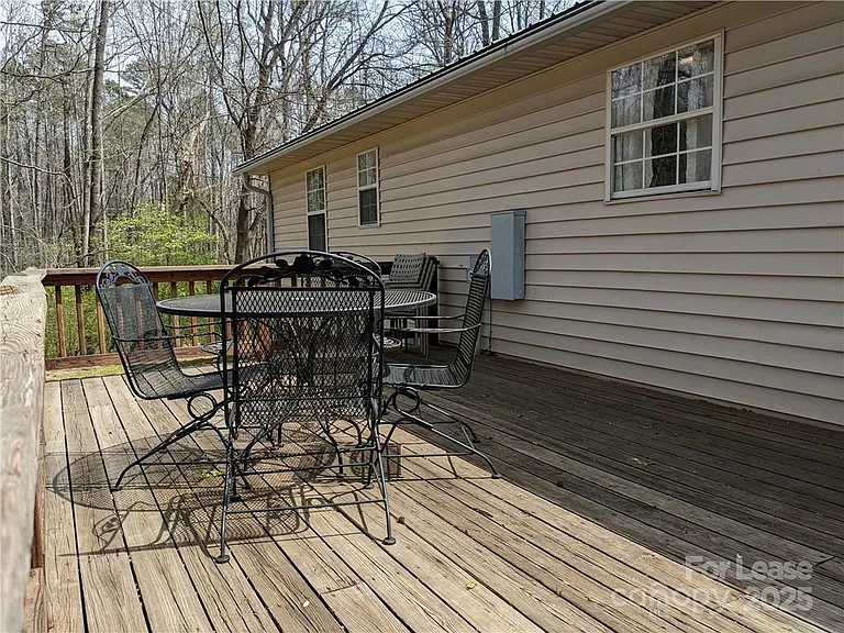 8505 Mount Holly Hntrsvlle Rd — Photo 24