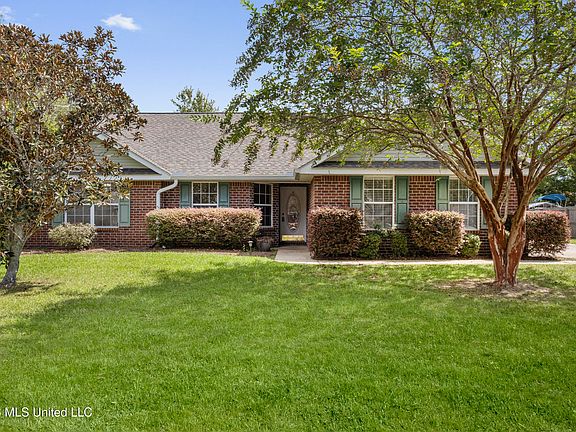 2nd image of 1622 Lori Dr