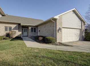 3224 Eagle Watch Dr, Springfield, IL 62711