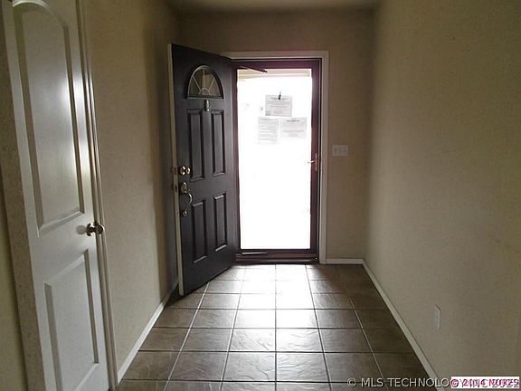 2nd image of 14502 E 108th St
