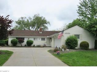 2590 Deptford Dr, Beachwood, OH