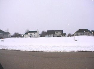 1205 E Ridlington Ave, Shawano, WI 54166