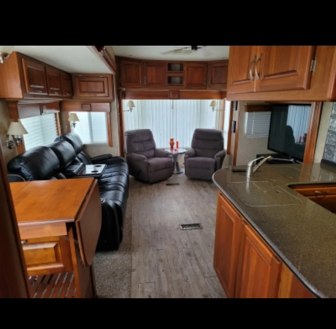 517 Copper Ridge Rd — Photo 1
