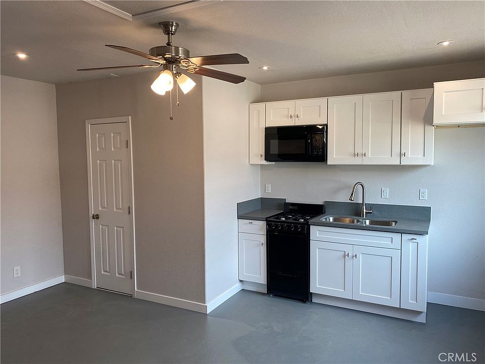 2nd image of 8251 Mission Blvd