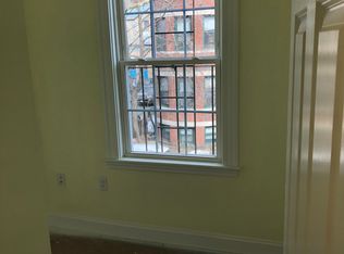 172 Auburn St APT 5, Cambridge, MA 02139