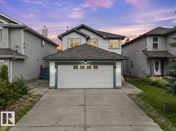 824 Barnes Link SW, Edmonton, AB T6W 1E8