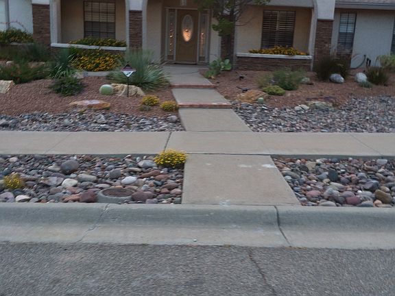 3rd image of 713 Cresta Mira Dr