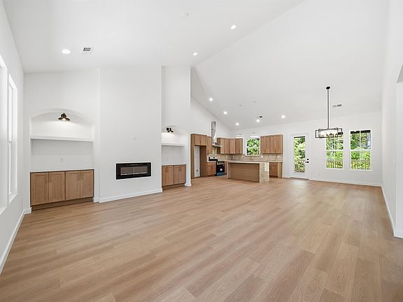 4th image of 147 Bridwell Rd