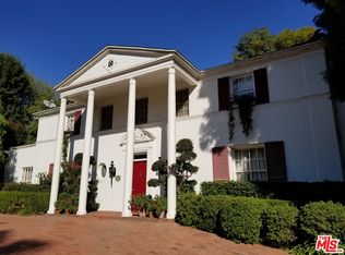 100 Delfern Dr, Los Angeles, CA 90077