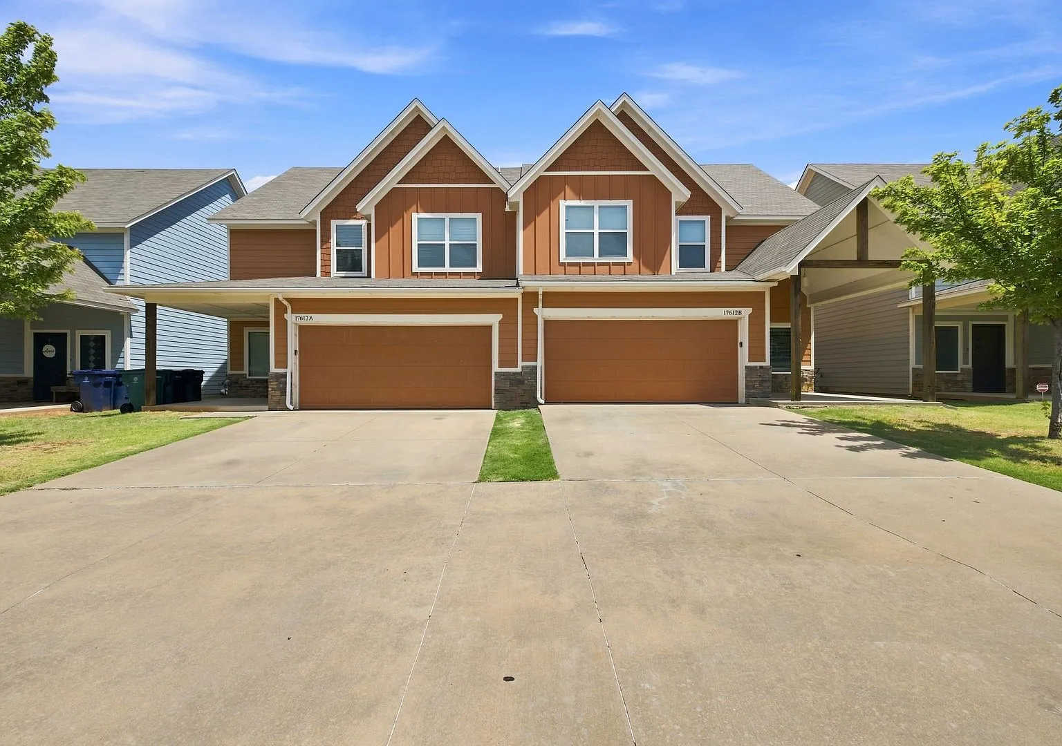 5 Bedroom Duplex In Edmond & (Contact Info Below) * Move In Special * — Photo 1