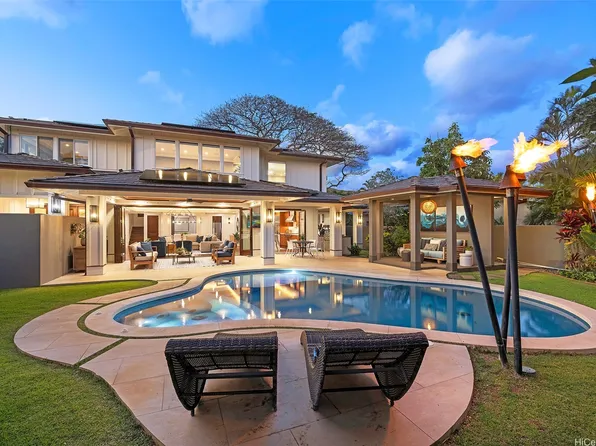 55 Niuiki Cir, Honolulu, HI 96821