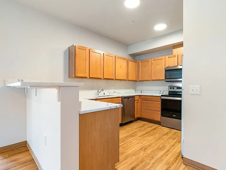 Cedar Grove Apartments — Photo 40
