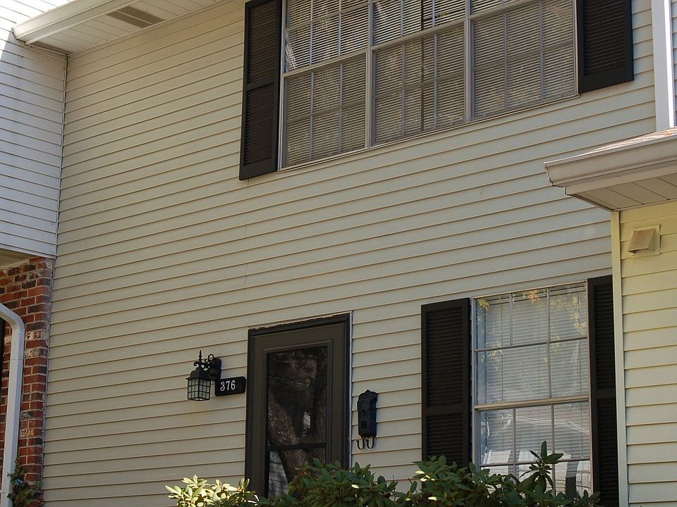1st image of 376 Leisure Ct