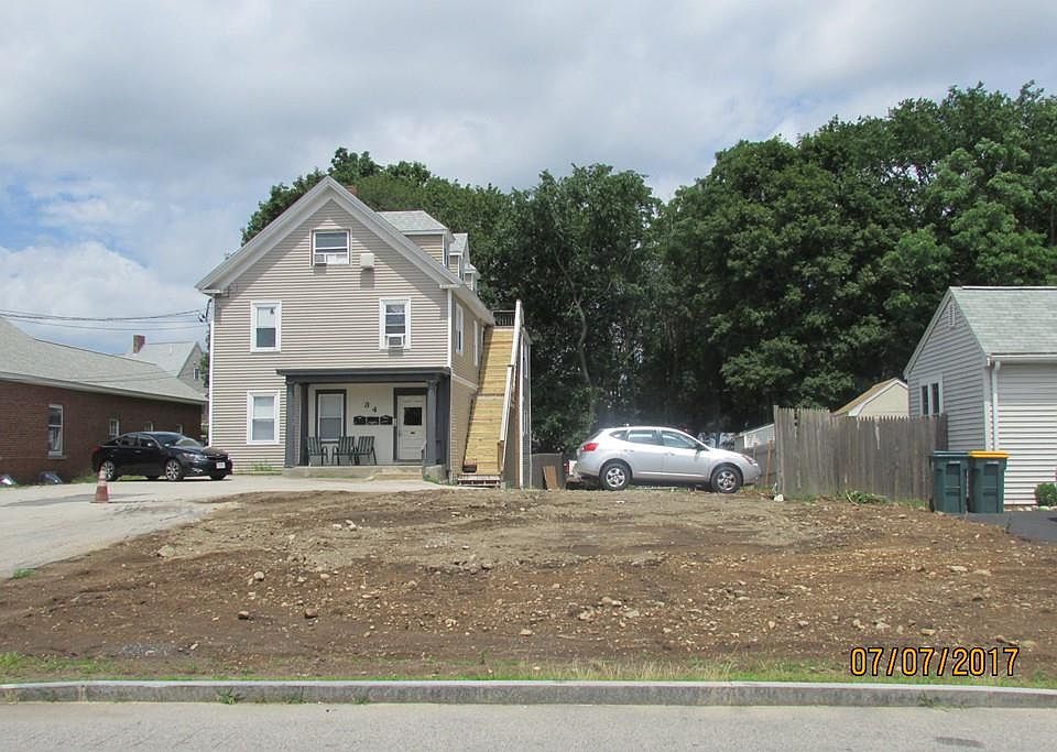 2nd image of 34 Harrison Ave