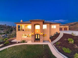 9128 Shadow Hill Rd, Santee, CA 92071