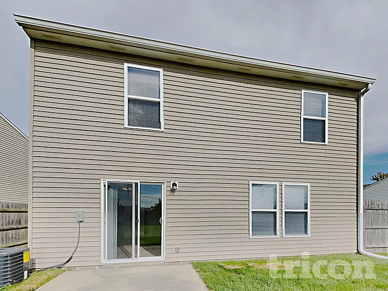 8007 States Bend Dr — Photo 14