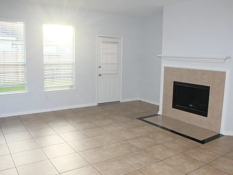 7114 Anaquitas Creek Ct — Photo 7