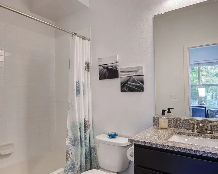 2323 Buttercup Ct — Photo 24