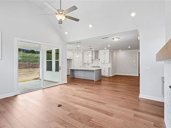 7th image of this home