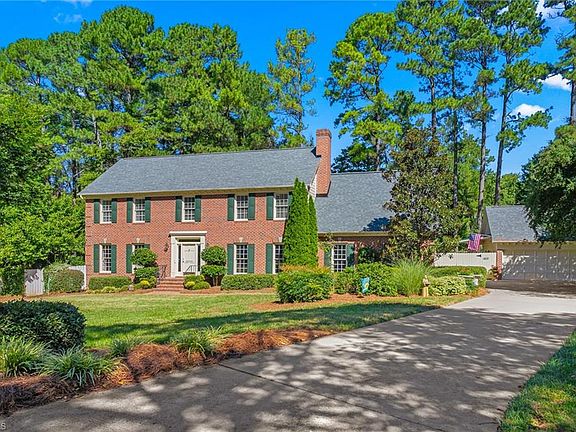 3rd image of 3600 Waldenbrook Rd