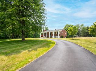 261 Kingswood Rd, New Castle, PA 16105