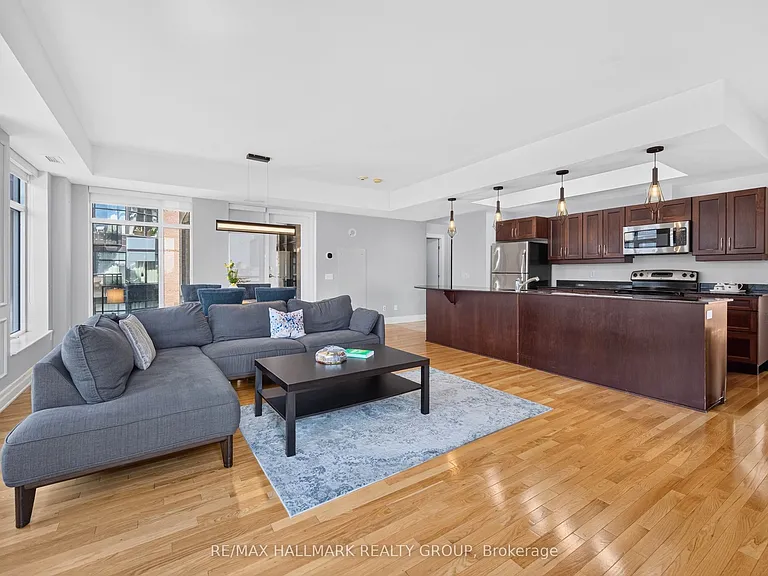 245 Kent St #909 — Photo 17