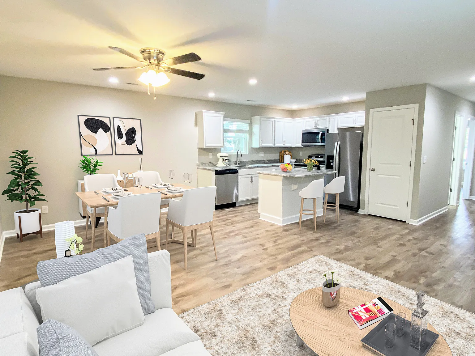 2 bed, $1,700 — Photo 2