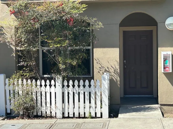 233 Pacifica Blvd Unit 101, Watsonville, CA 95076
