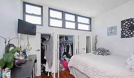 Rented by Living New York