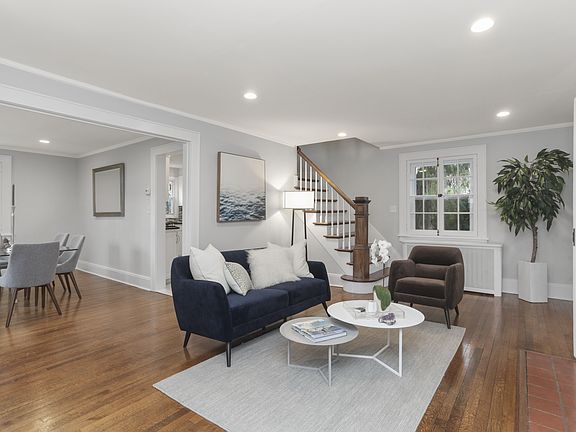 65 Hillcrest Ave Larchmont NY-print-020-018-007-4200x2800-300dpi.jpg