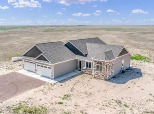 2789 Circle Heart Ln, Cheyenne, WY 82007