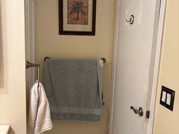 3rd image of 11720 Park Blvd APT 110