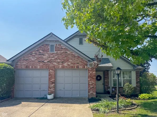 9672 River Oak Ln E, Fishers, IN 46038