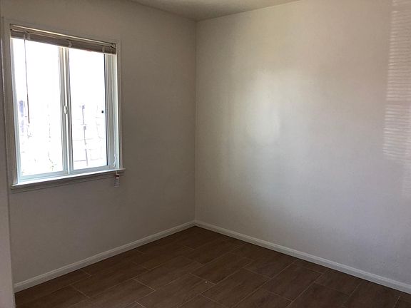 2nd image of 2749 Potrero Ave