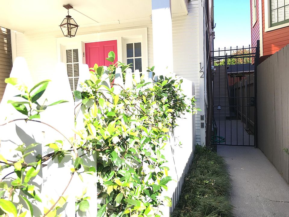 1st image of 3025 1/2 Laurel St