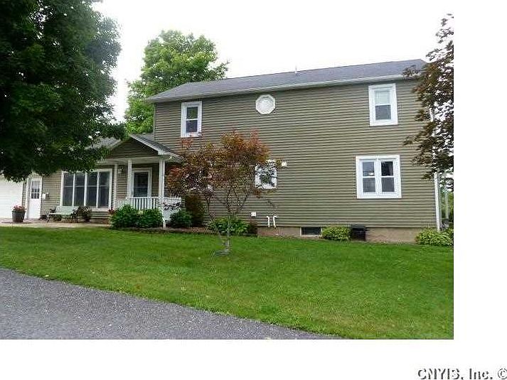 1st image of 3872 Seneca Tpke