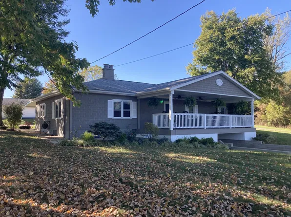 100 Lake Dr, Odon, IN 47562
