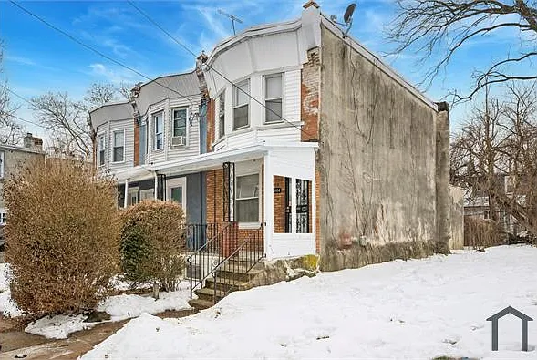 6106 N Norwood St — Photo 2