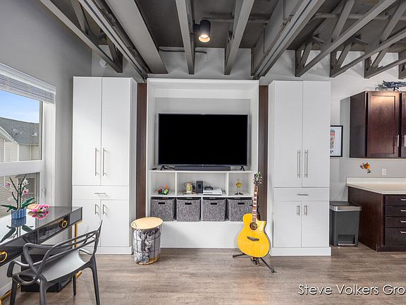 5th image of 600 Douglas St NW #616A