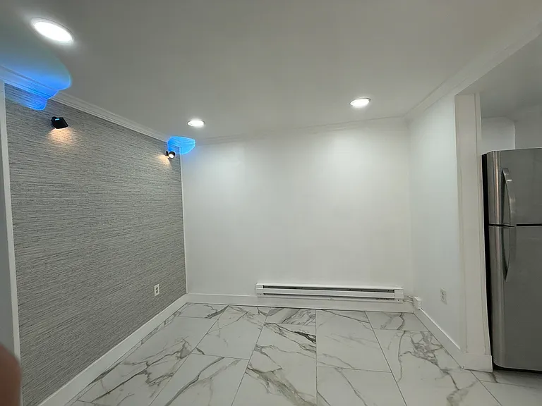 477 Mercer St #1 — Photo 7