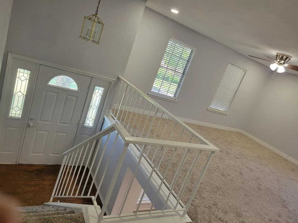 Building Photo - 1606 Richforest Dr