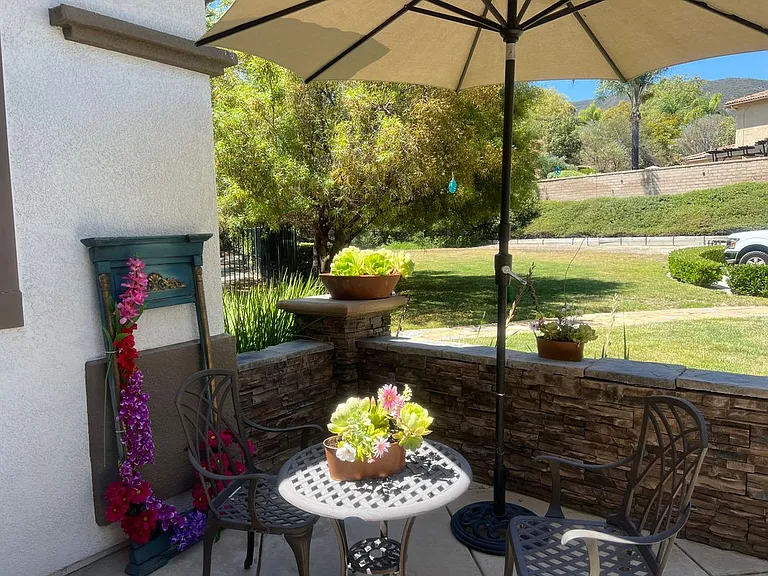 1684 Tamarron Dr #1/2 — Photo 3